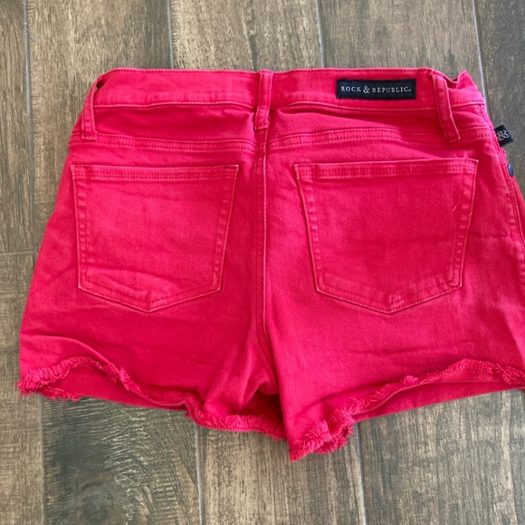 Women’s hot red shorts - Picture 2 of 4